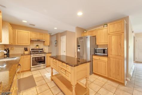 27 Sherbrook Drive Rockaway NJ 07866