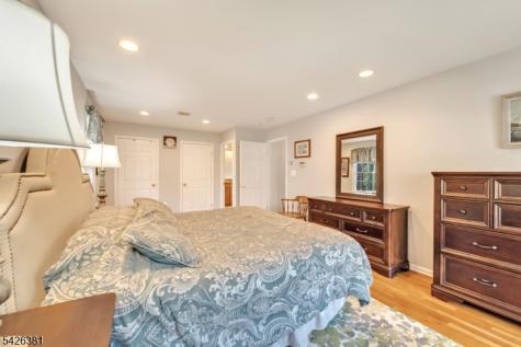 27 Sherbrook Drive Rockaway NJ 07866