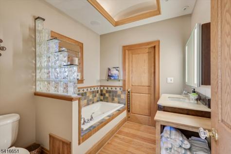 3788 Park Avenue Edison NJ 08820