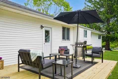 101 Sunnyview Avenue West Mansfield NJ 07840