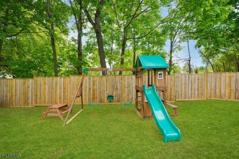 101 Sunnyview Avenue West Mansfield NJ 07840
