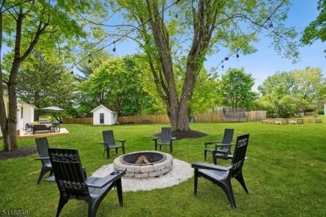 101 Sunnyview Avenue West Mansfield NJ 07840