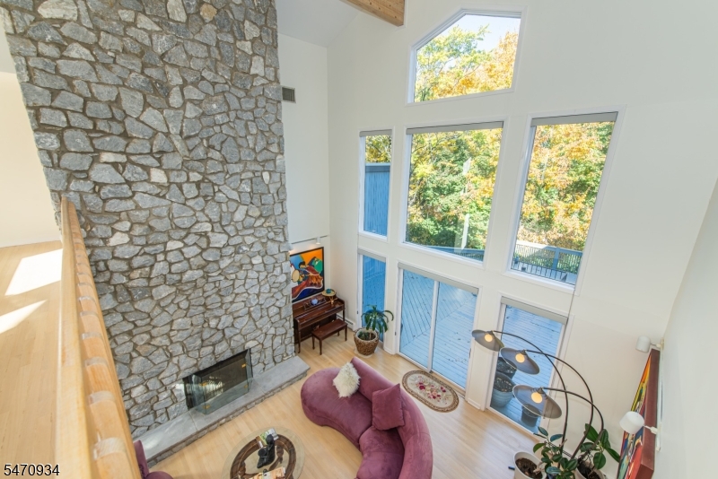 194 Eileen Drive Cedar Grove NJ 07009