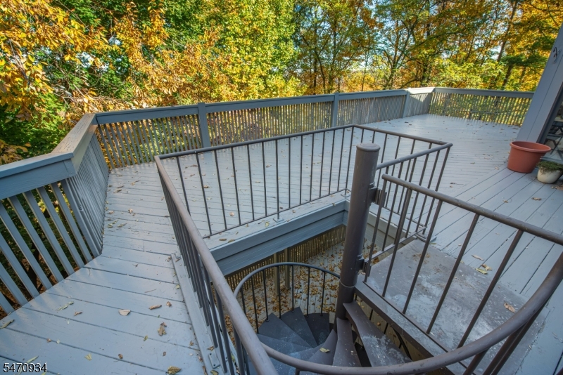 194 Eileen Drive Cedar Grove NJ 07009