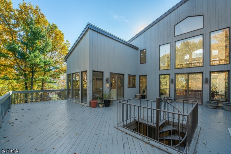 194 Eileen Drive Cedar Grove NJ 07009