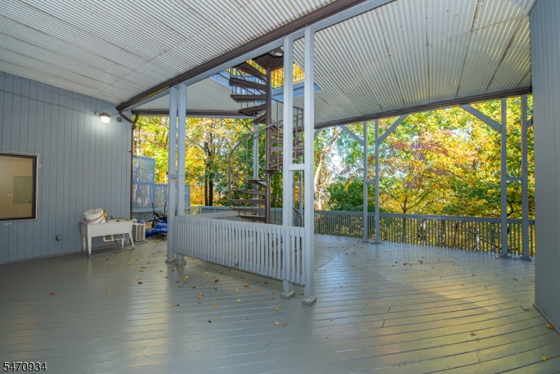 194 Eileen Drive Cedar Grove NJ 07009
