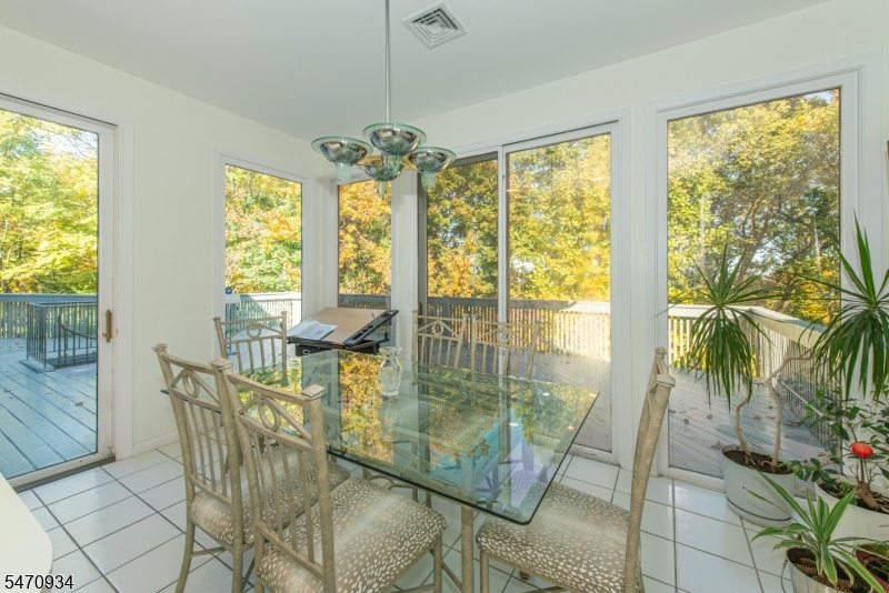 194 Eileen Drive Cedar Grove NJ 07009