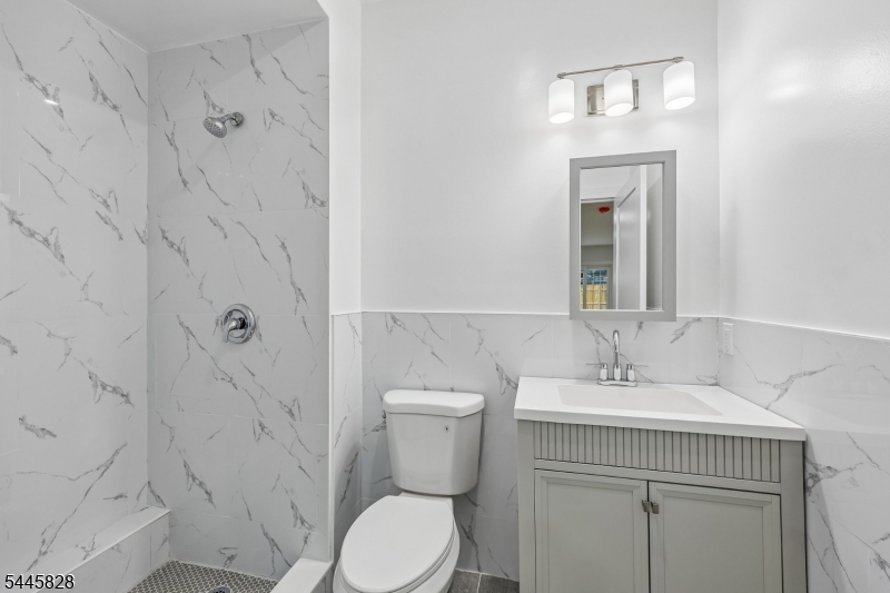 7 Terrace Place Belleville NJ 07109