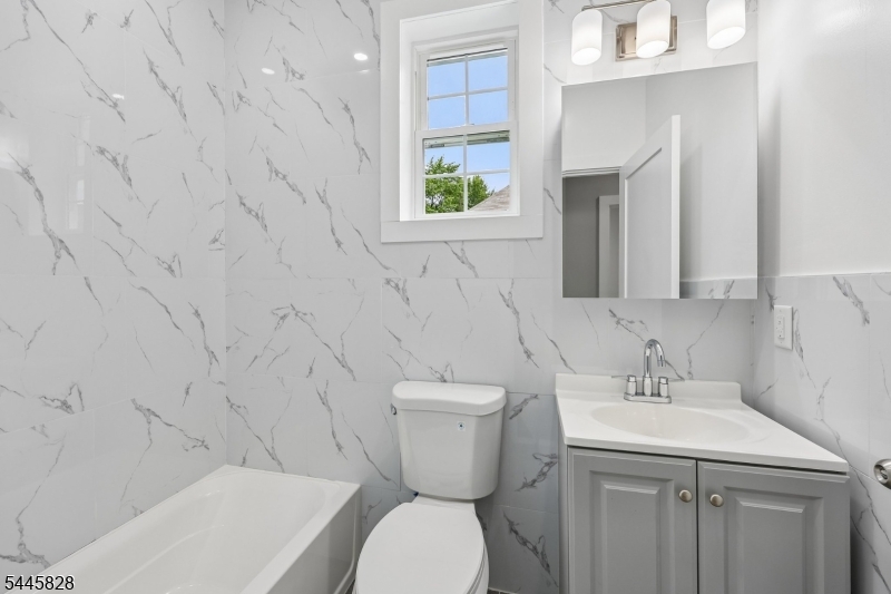7 Terrace Place Belleville NJ 07109