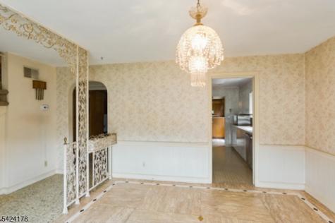 2100 Orchard Terrace Linden NJ 07036