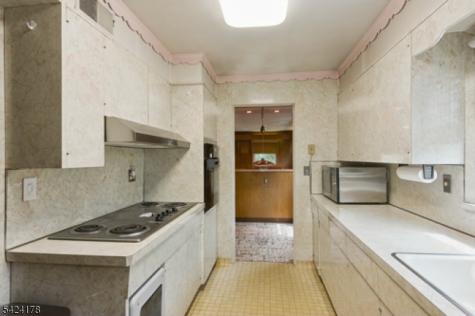 2100 Orchard Terrace Linden NJ 07036