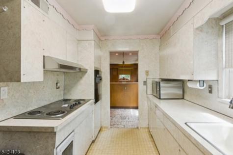 2100 Orchard Terrace Linden NJ 07036