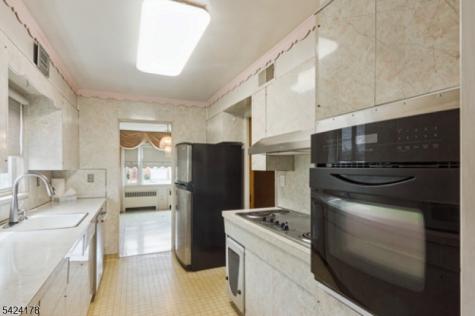 2100 Orchard Terrace Linden NJ 07036