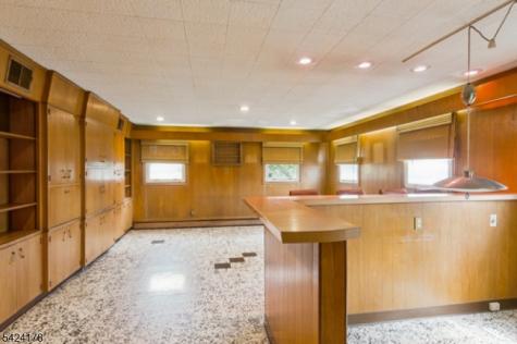 2100 Orchard Terrace Linden NJ 07036