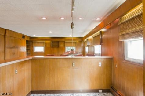 2100 Orchard Terrace Linden NJ 07036