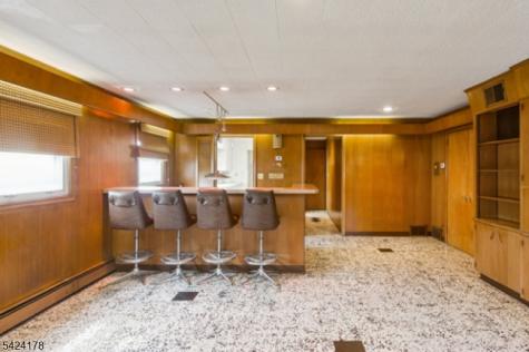 2100 Orchard Terrace Linden NJ 07036