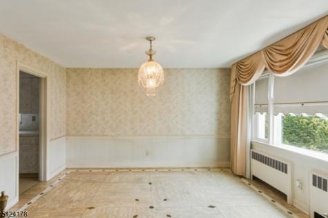 2100 Orchard Terrace Linden NJ 07036
