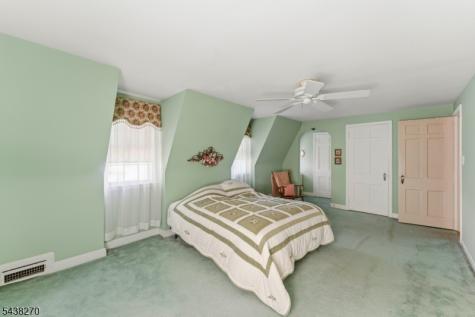 1400 Summit Terrace Linden NJ 07036