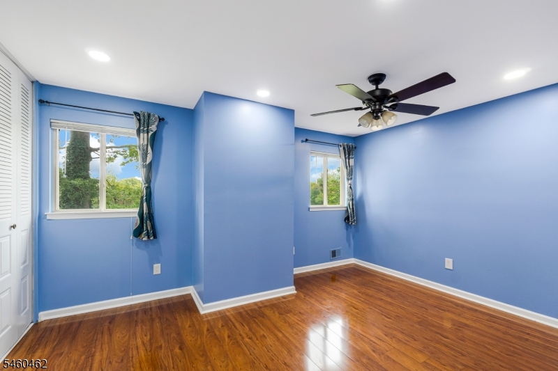 32 Chelsea Way Bridgewater NJ 08807