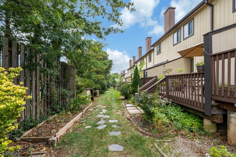 32 Chelsea Way Bridgewater NJ 08807