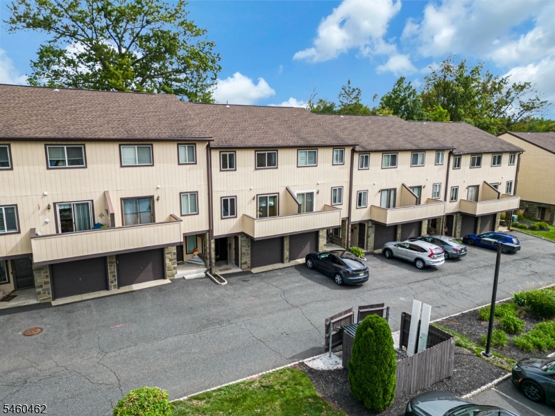 32 Chelsea Way Bridgewater NJ 08807