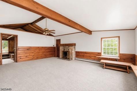 55 Cottage Avenue Frankford NJ 07826