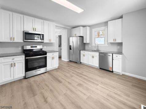 564 Warren Street Phillipsburg NJ 08865