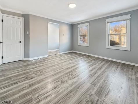 564 Warren Street Phillipsburg NJ 08865
