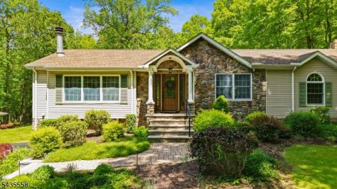 65 O Brien Road Mansfield NJ 07840