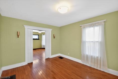 962 W 6th Street Plainfield NJ 07063