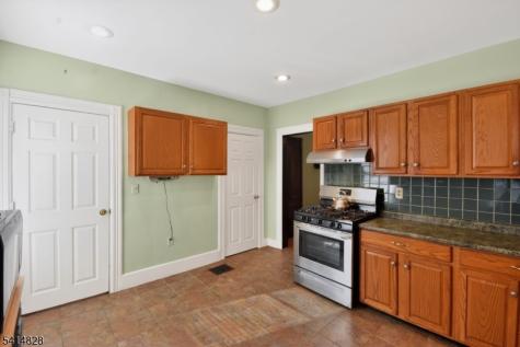 962 W 6th Street Plainfield NJ 07063