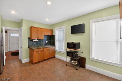 962 W 6th Street Plainfield NJ 07063