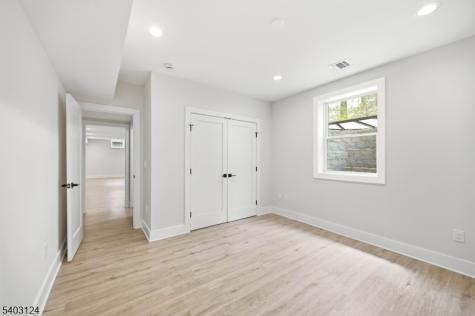 17 Arlington Drive Livingston NJ 07039