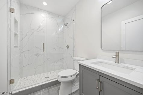 17 Arlington Drive Livingston NJ 07039