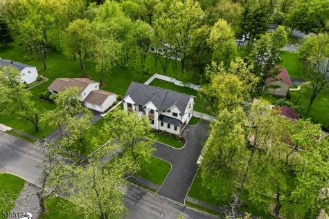 17 Arlington Drive Livingston NJ 07039