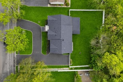 17 Arlington Drive Livingston NJ 07039