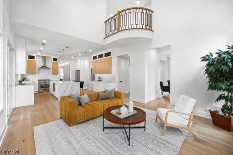 17 Arlington Drive Livingston NJ 07039
