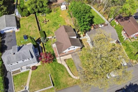 31 Dacotah Avenue Oakland NJ 07436