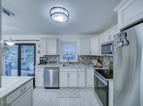 432 Lakeside Avenue Hopatcong NJ 07821