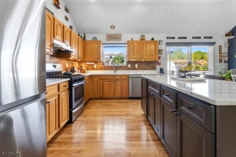 337 Boesel Avenue Manville NJ 08835