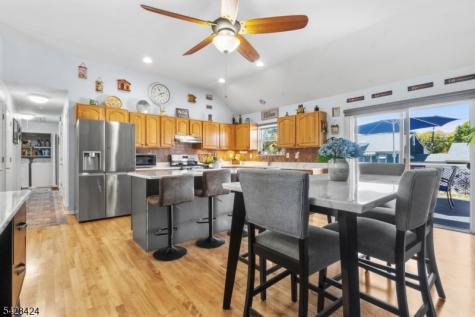 337 Boesel Avenue Manville NJ 08835