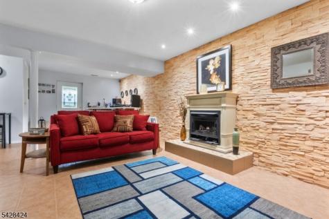 337 Boesel Avenue Manville NJ 08835