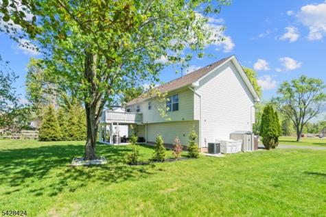337 Boesel Avenue Manville NJ 08835