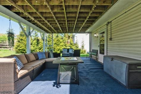337 Boesel Avenue Manville NJ 08835