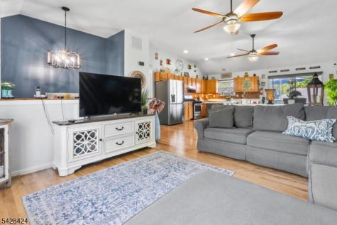337 Boesel Avenue Manville NJ 08835