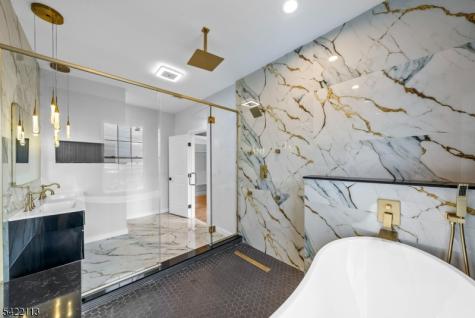 38 Pershing Place Woodland Park NJ 07424