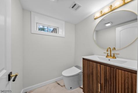 38 Pershing Place Woodland Park NJ 07424