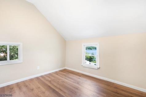 72 Koclas Drive Netcong NJ 07857