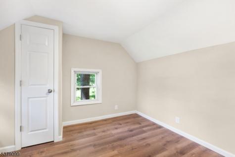 72 Koclas Drive Netcong NJ 07857