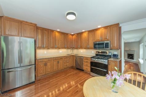 23 Pepperidge Road Morris NJ 07960